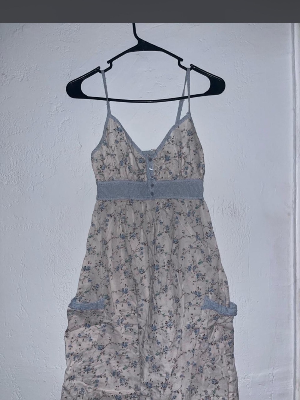 Floral Spaghetti-Strap Midi Dress in Cream and Light Blue